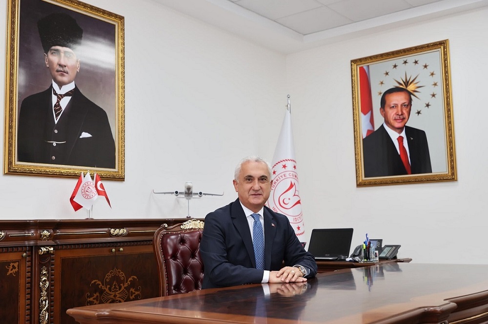 Valimiz Sayın Avni Çakır'ın "Babalar Günü" Mesajı