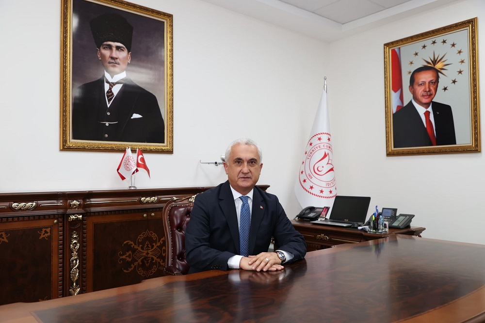 Valimiz Sayın Avni Çakır'ın "İstiklal Marşının Kabulü ve Mehmet Akif Ersoy'u Anma Günü" Mesajı